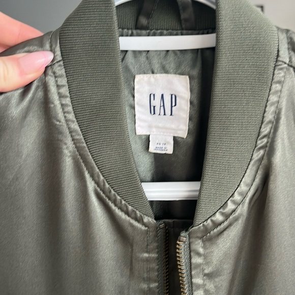 Beautiful green GAP bomber jacket - Picture 3 of 7